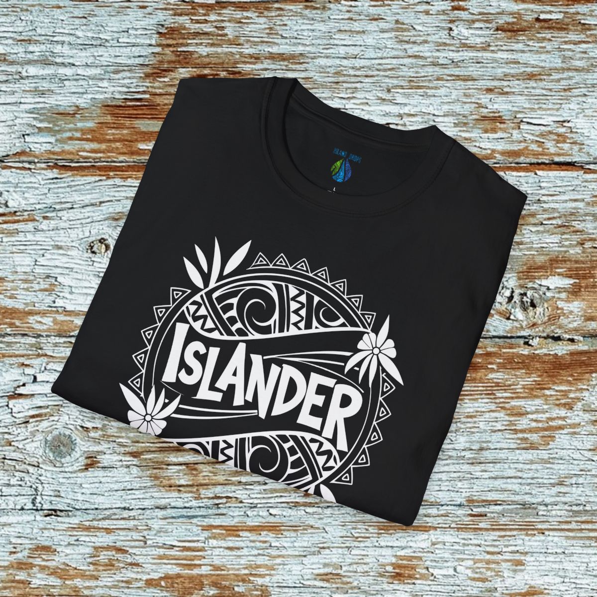 ISLANDER T-Shirt